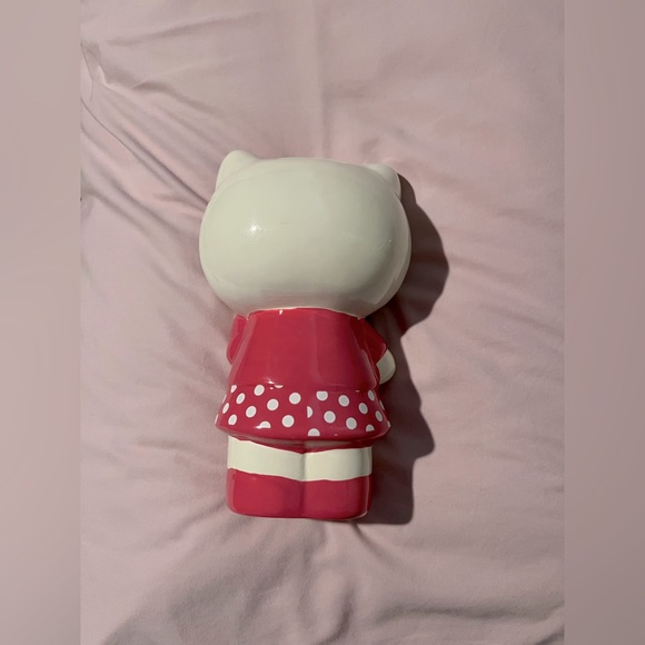 HELLO KITTY 💕 PINK POLKA DOT COIN/PIGGY BANK - Picture 5 of 6
